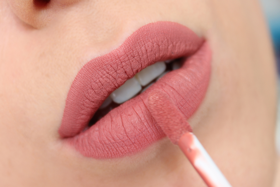 Best Way to Apply Matte Liquid Lipstick